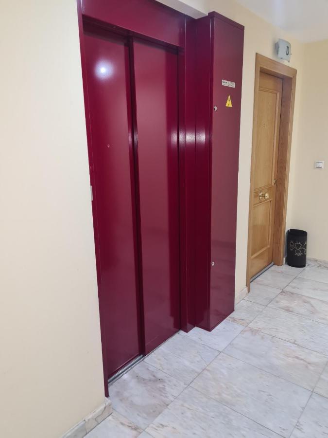 Apartamentos Gallaecia Val do Dubra ภายนอก รูปภาพ