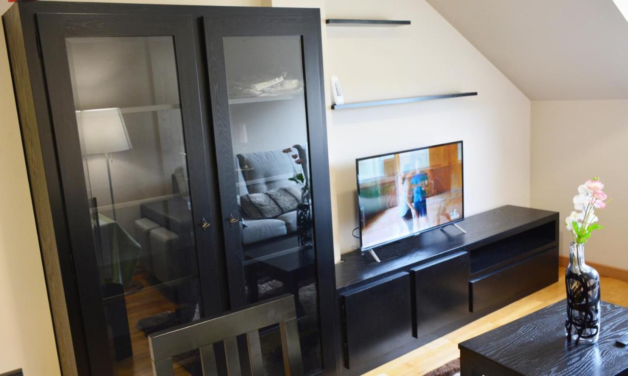 Apartamentos Gallaecia Val do Dubra ภายนอก รูปภาพ